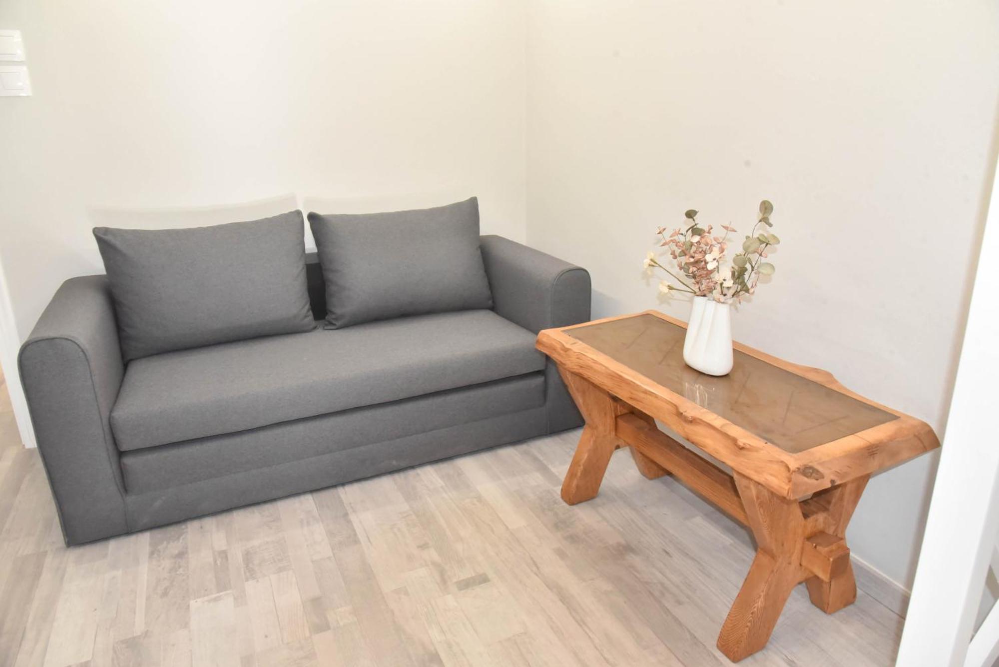 F K Apartments Artemida  Ngoại thất bức ảnh