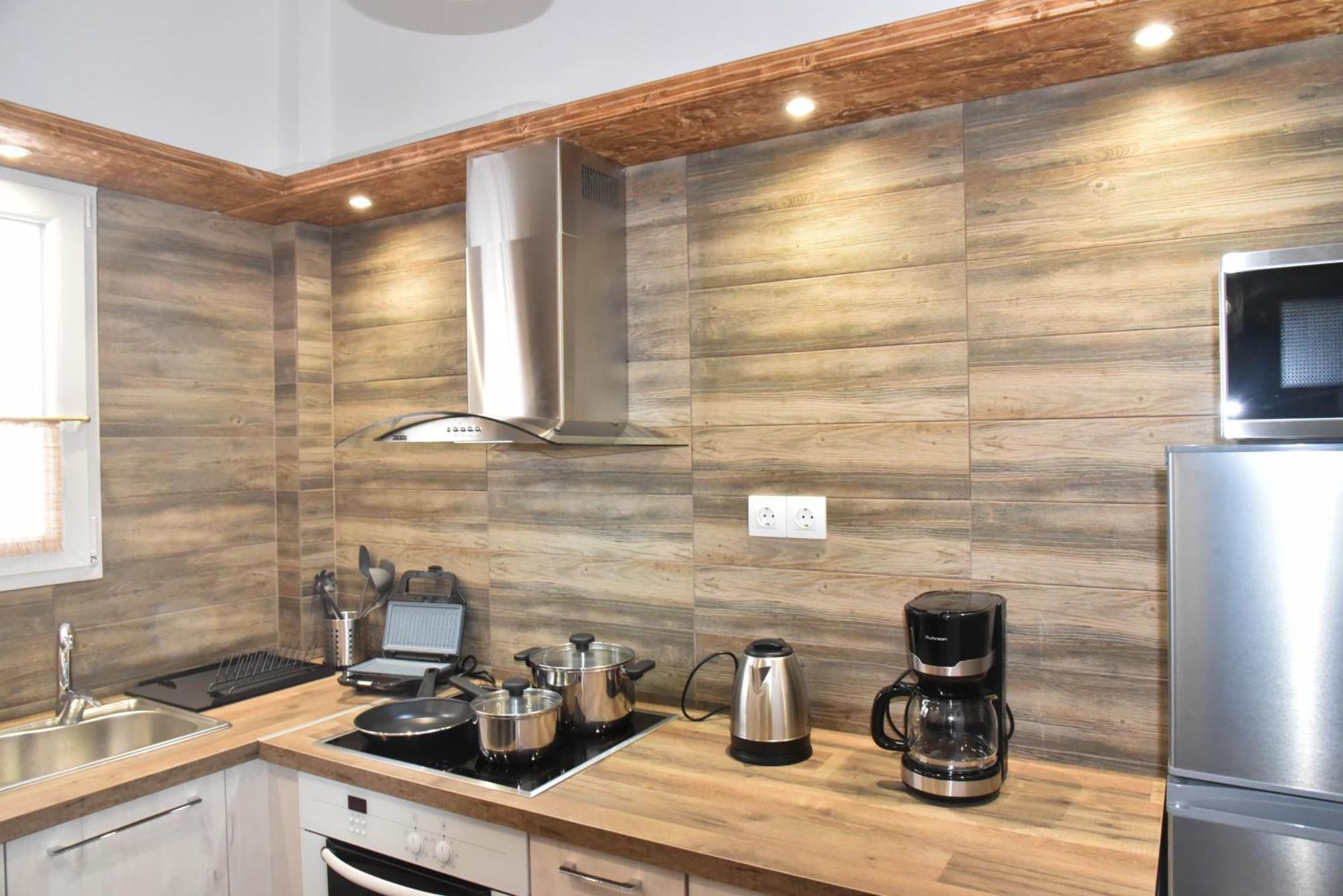 F K Apartments Artemida  Ngoại thất bức ảnh