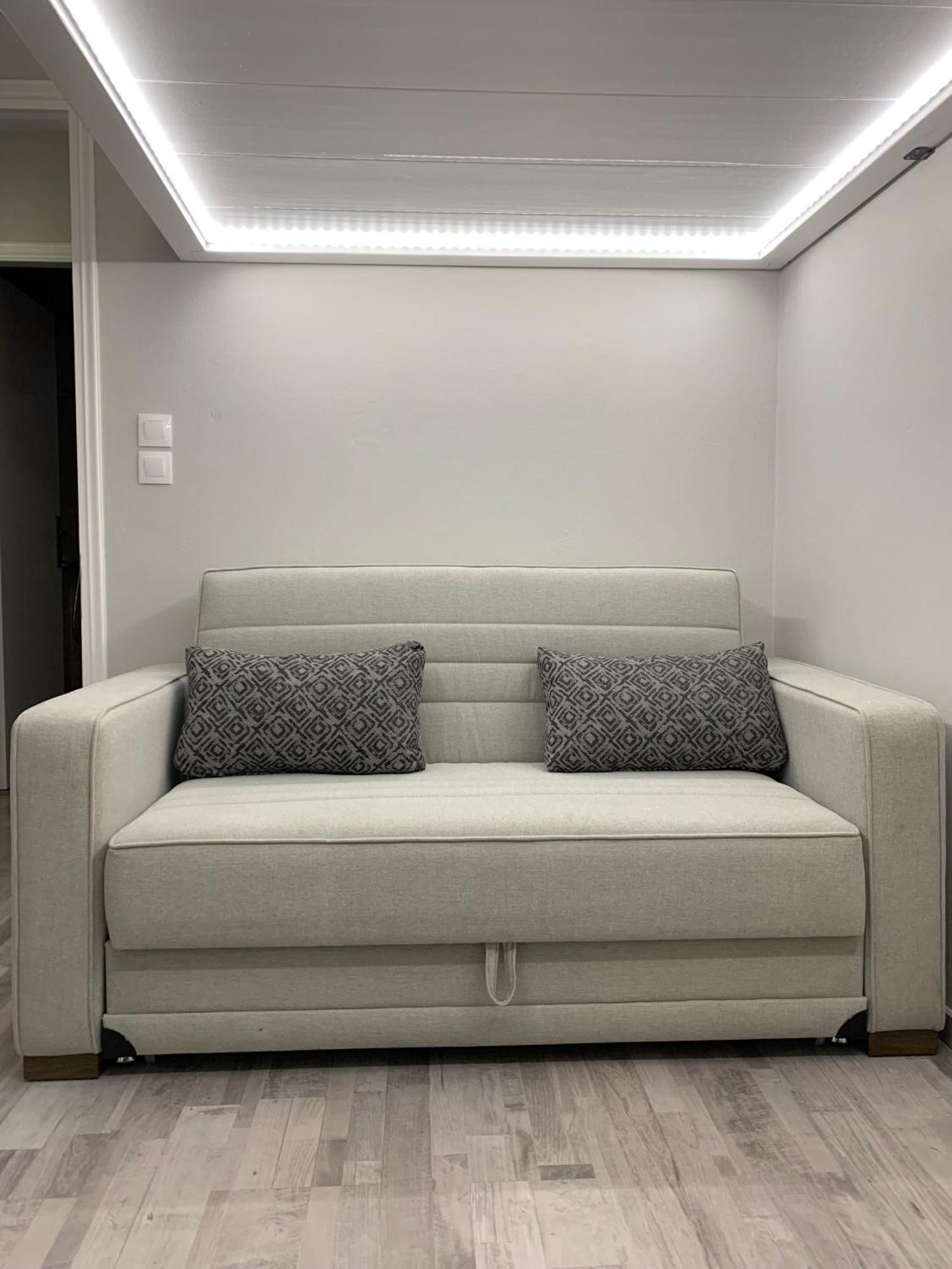 F K Apartments Artemida  Ngoại thất bức ảnh