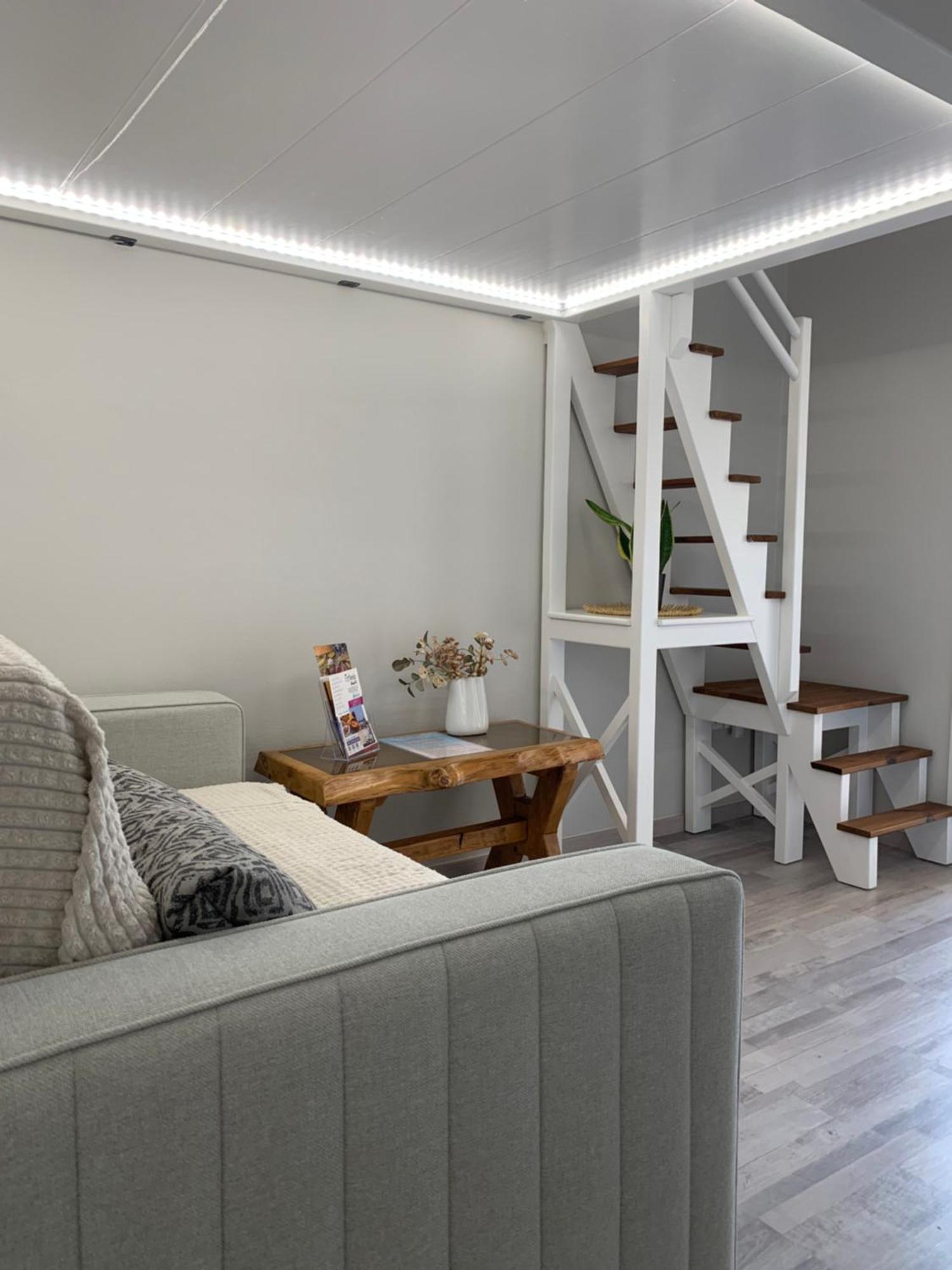 F K Apartments Artemida  Ngoại thất bức ảnh